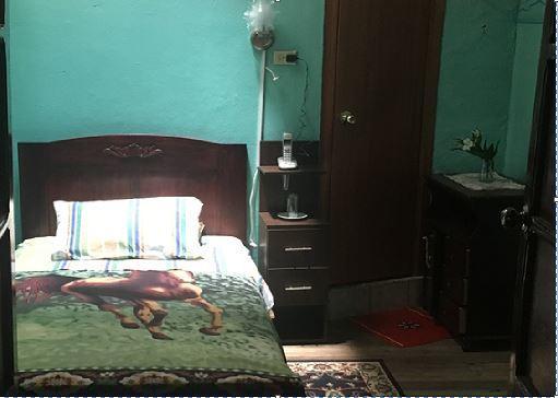 Hostal La Chorrera Quito Exterior foto