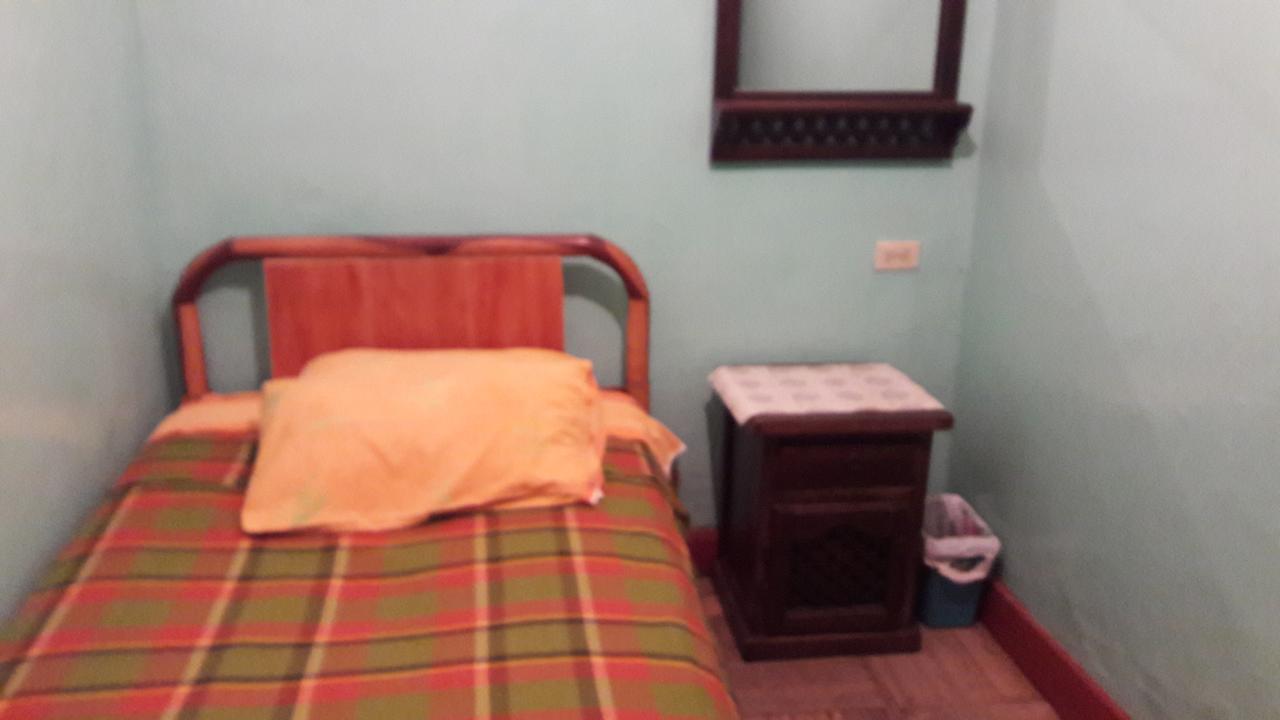 Hostal La Chorrera Quito Exterior foto